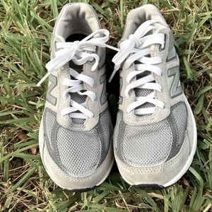 New Balance 990v5 Grey Suede & Mesh Sneakers, Sz 3